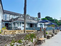 outstanding bar restaurant opportunity - 1