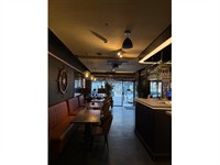 thriving modern indian restaurant - 3