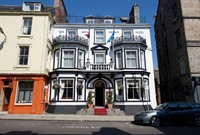 a fabulous 46 bedroom - 3