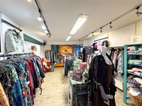 retail high street falmouth - 3