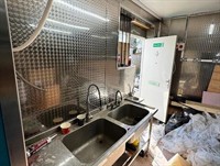 catering premises with full - 2