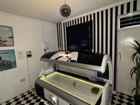 tanning studio - 3
