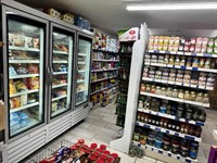 attractive convenience store off-licence - 3