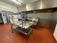 fully equipped takeaway vacant - 3