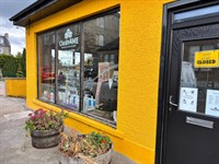 huntly laundrette established laundry - 2