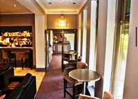 10 room hotel with - 2