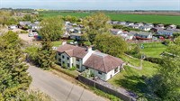 freehold premises with river - 1