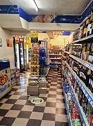 convenience store plus off - 1