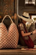 e-commerce retailer of handcrafted - 1