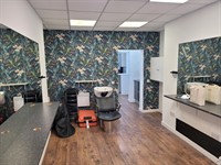 to let retail premises - 3