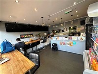 weel fitted indian takeaway - 1