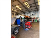 a premier auto service - 3