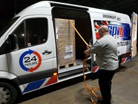 well established haulage courier - 3