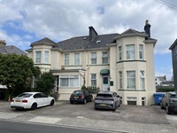 seaside town 19-bed hmo - 1