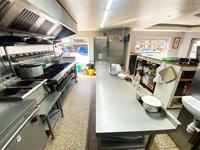 thriving hot food takeaway - 3