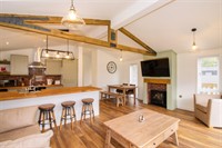 stunning lodge at banks - 3