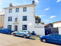 business sale liskeard - 1