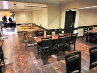 spacious licensed chinese restaurant - 2