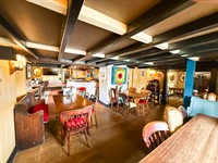 landmark pub restaurant truro - 3