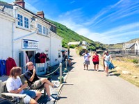 retail high street boscastle - 1