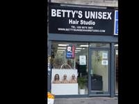 leasehold unisex hair salon - 1