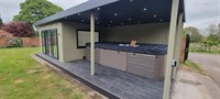 independent hot tub pool - 1