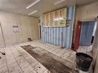 closed hot food takeaway - 3