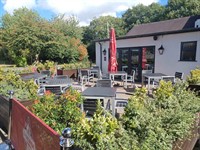 attractive staffordshire destination pub - 3