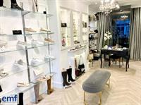 ladies shoe boutique with - 2