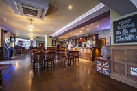 impressive hotel pub restaurant - 2
