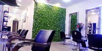 well fitted unisex hairdressing - 1