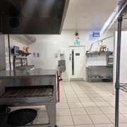 modern pizza take away - 3