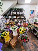 florist with fruit vegetables - 3