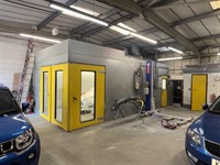 car body repair workshop - 2
