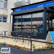 established café with flat - 2