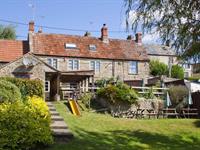 charming village freehold pub - 1