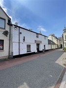 attractive town centre premises - 3