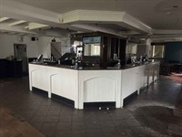 freehold pubs st helens - 2