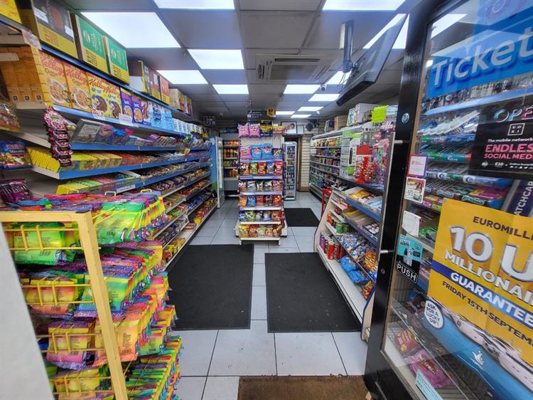 Buy an off licence and convenience store in north london