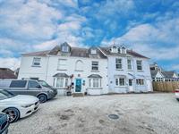 established investment hotel falmouth - 1