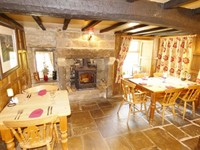 welcoming village pub restaurant - 2