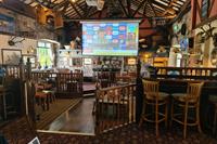 pub restaurant prominent location - 3