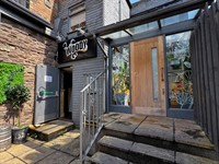 popular eatery pub bar - 2