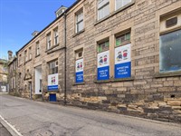 retail store elgin - 1