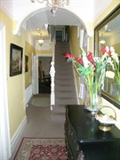 well located hmo between - 2