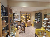 retail truro - 3
