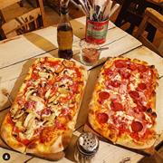 artisan pizzeria - 2