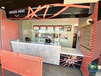 established hot food takeaway - 1