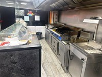 immaculate spacious pizza shop - 2