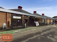 unique restaurant with exellent - 1